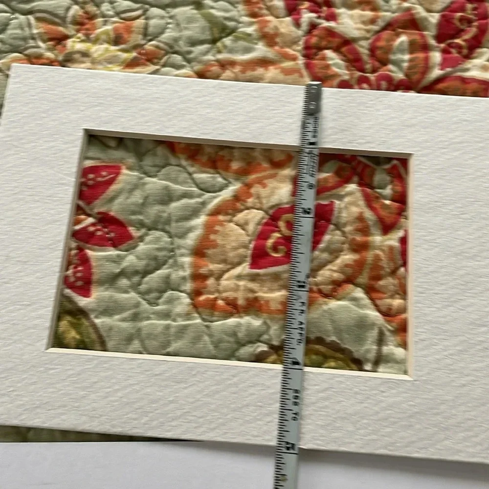 5 new/unused white picture frame mats. Sizes shown in pics.